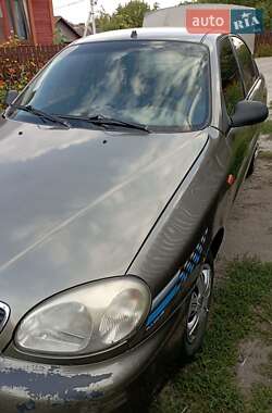 Седан Daewoo Sens 2004 в Дубровице