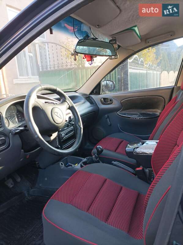 Седан Daewoo Sens 2003 в Чорткове