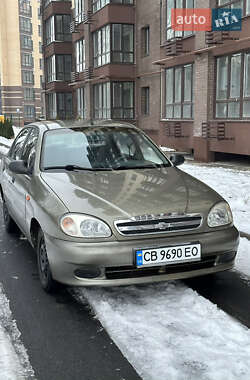 Седан Daewoo Sens 2004 в Чернигове