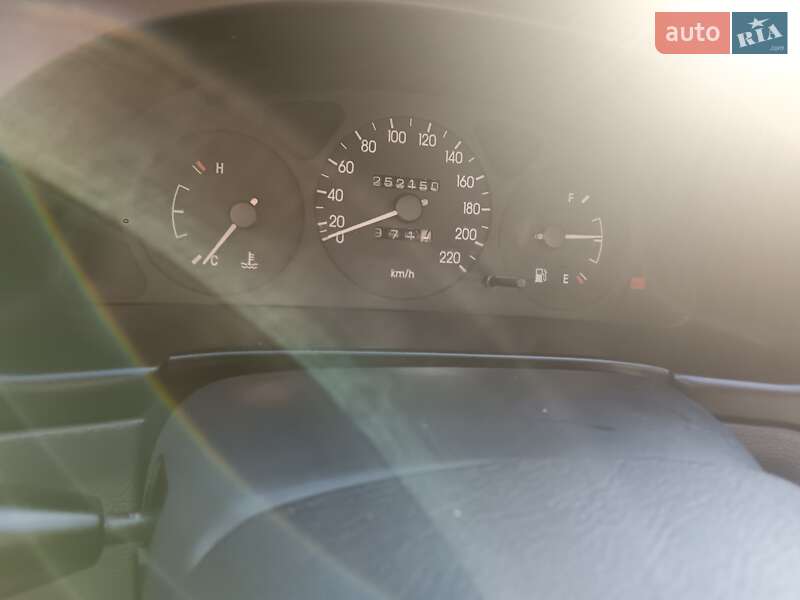 Седан Daewoo Sens 2004 в Киеве