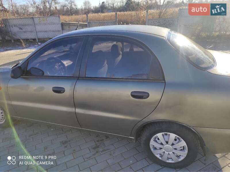 Седан Daewoo Sens 2003 в Апостоловому