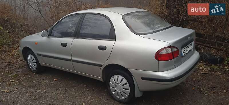 Седан Daewoo Sens 2002 в Дніпрі