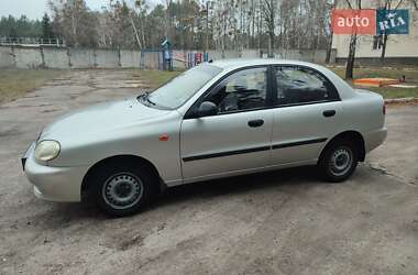 Седан Daewoo Sens 2004 в Десні