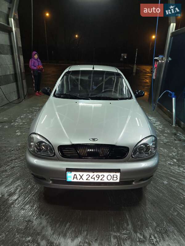 Седан Daewoo Sens 2004 в Харькове