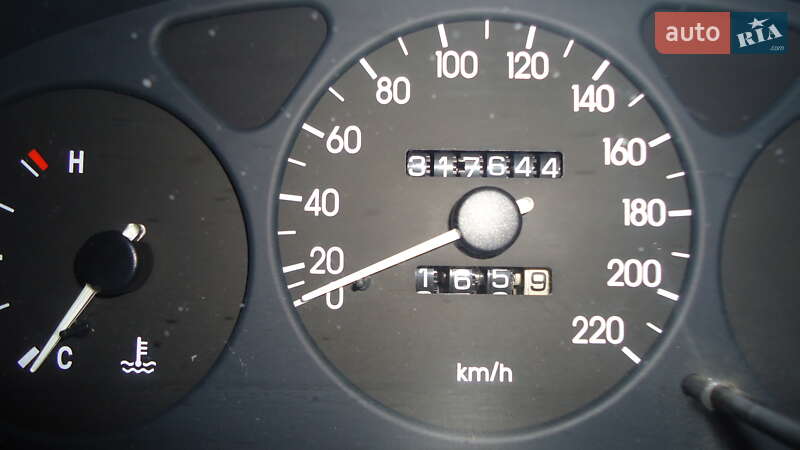 Седан Daewoo Sens 2005 в Днепре