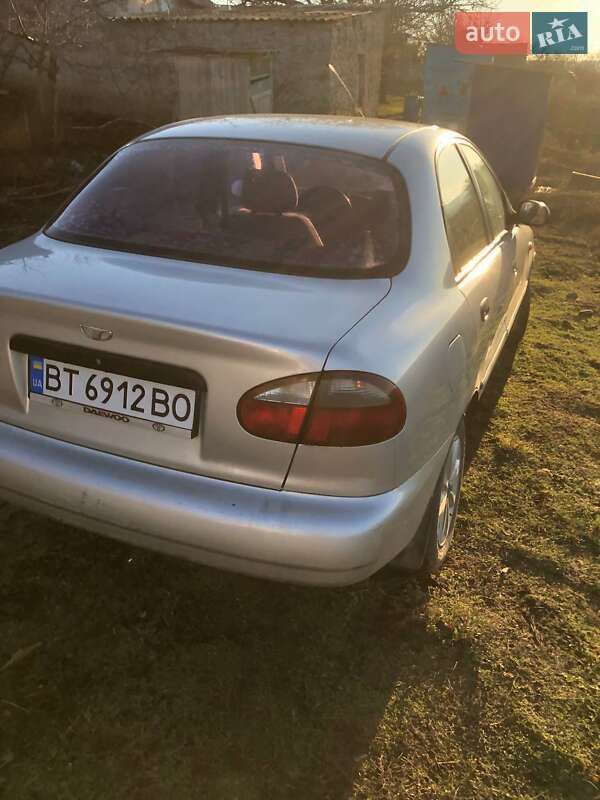 Седан Daewoo Sens 2003 в Вознесенске