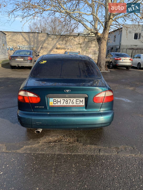 Седан Daewoo Sens 2004 в Чорноморську