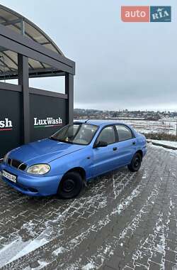 Седан Daewoo Sens 2005 в Шумске