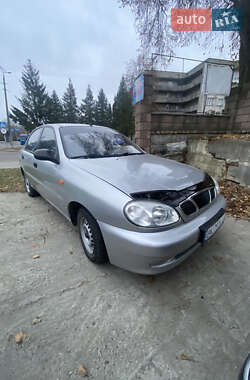 Седан Daewoo Sens 2005 в Дубні