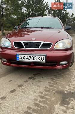 Седан Daewoo Sens 2004 в Дергачах