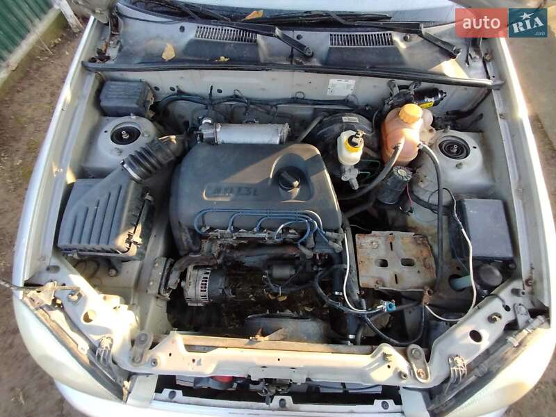 Седан Daewoo Sens 2003 в Калуше