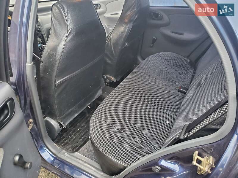 Седан Daewoo Sens 2005 в Запорожье