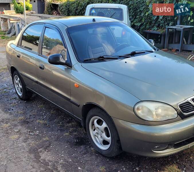 Седан Daewoo Sens 2005 в Семенівці