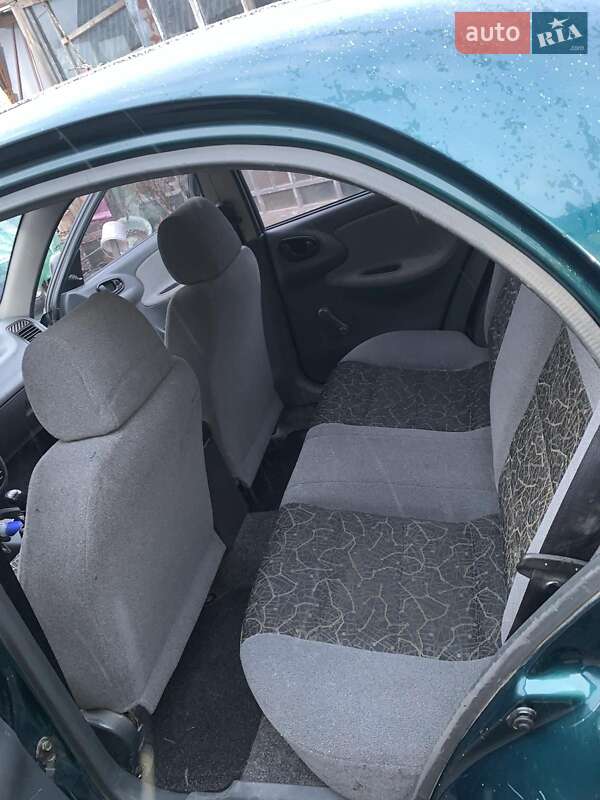 Седан Daewoo Sens 2007 в Полтаві