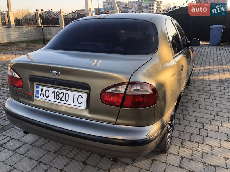 Седан Daewoo Sens 2004 в Хусте