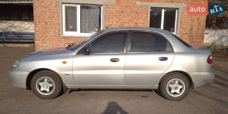 Седан Daewoo Sens 2004 в Глобине