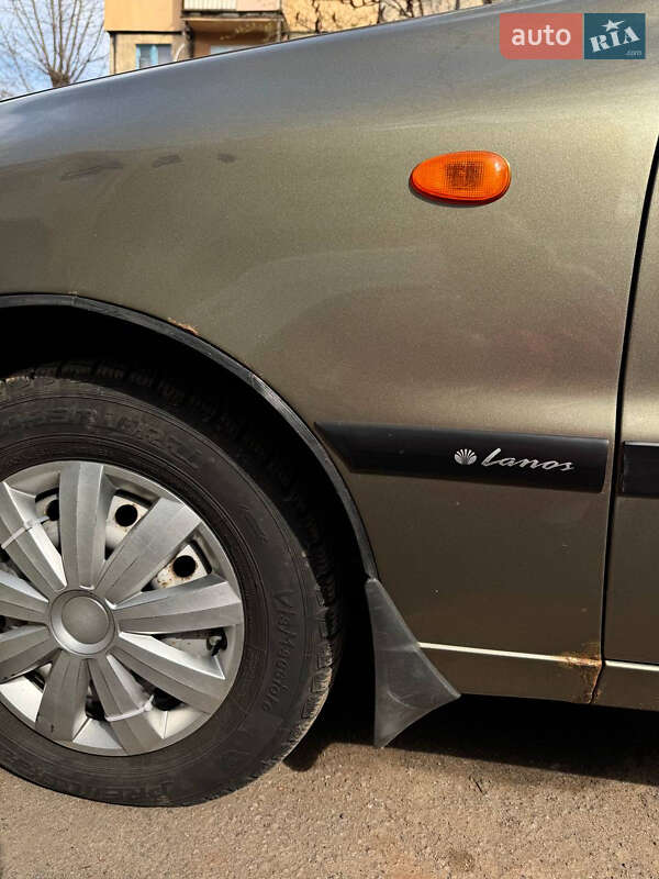 Седан Daewoo Sens 2004 в Кривом Роге