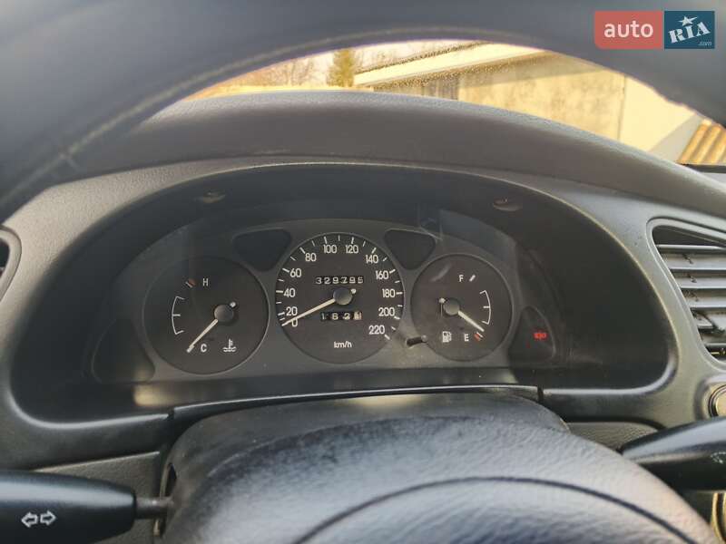 Седан Daewoo Sens 2004 в Кролевце