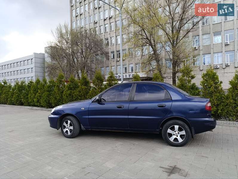 Седан Daewoo Sens 2005 в Днепре