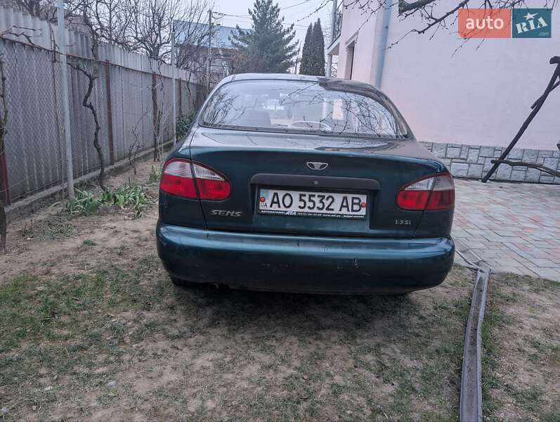 Седан Daewoo Sens 2005 в Ужгороді