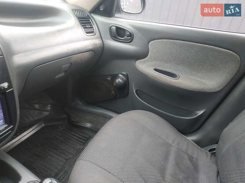 Седан Daewoo Sens 2006 в Львові