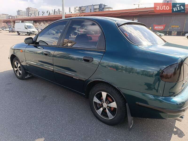 Седан Daewoo Sens 2004 в Киеве
