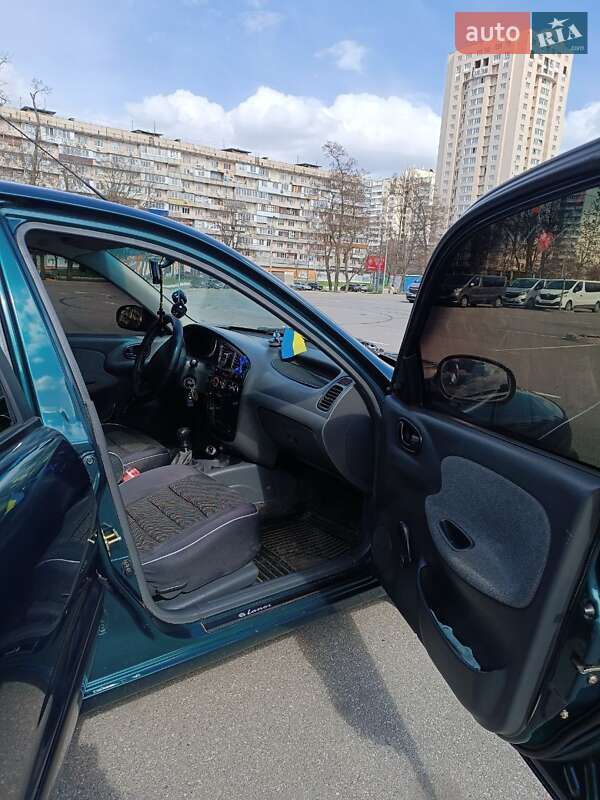 Седан Daewoo Sens 2004 в Киеве