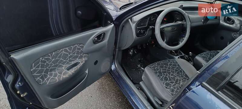 Седан Daewoo Sens 2004 в Полтаве