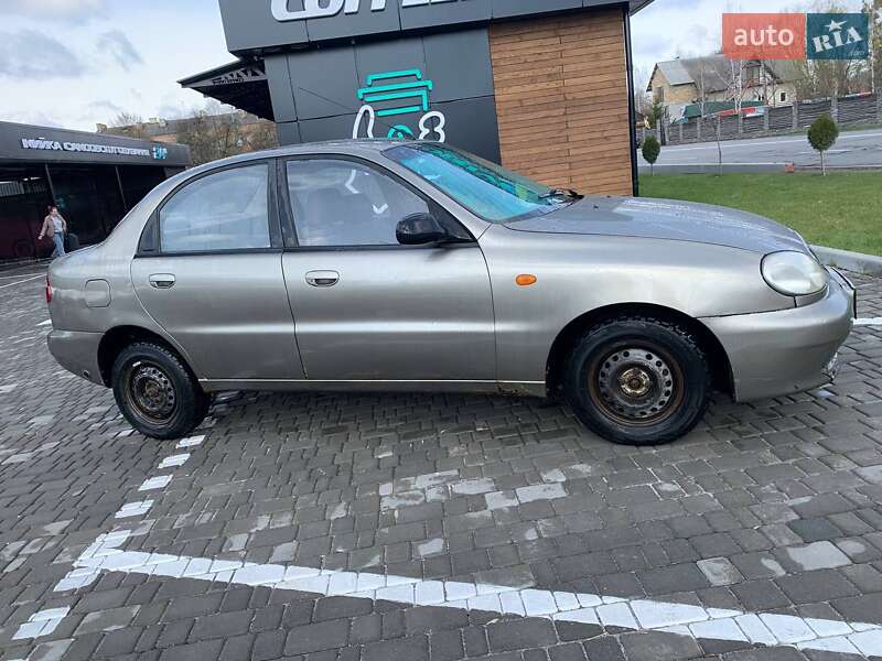 Седан Daewoo Sens 2003 в Звягеле