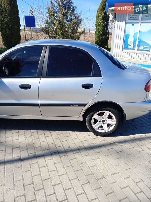 Седан Daewoo Sens 2004 в Львове