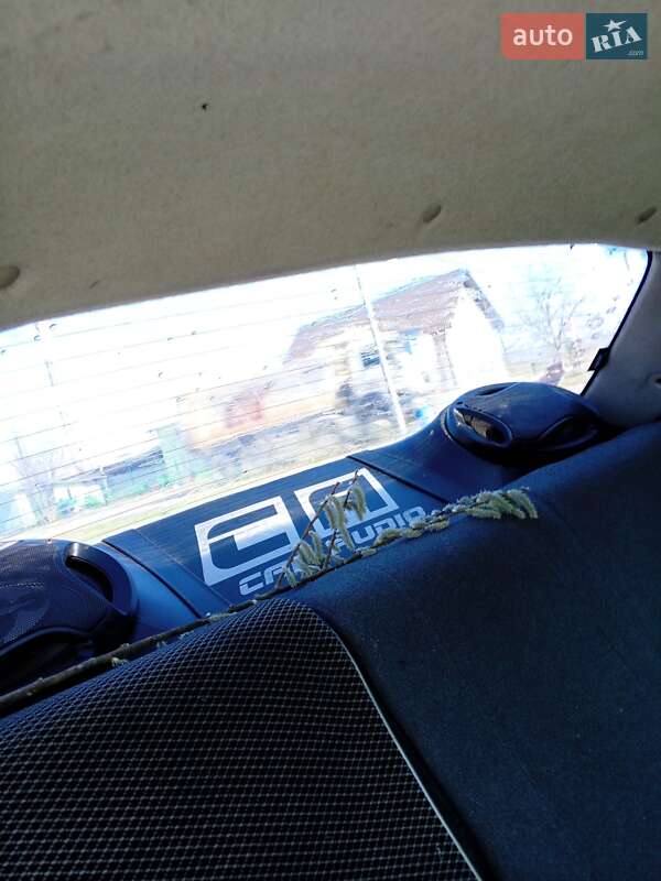 Седан Daewoo Sens 2004 в Львове