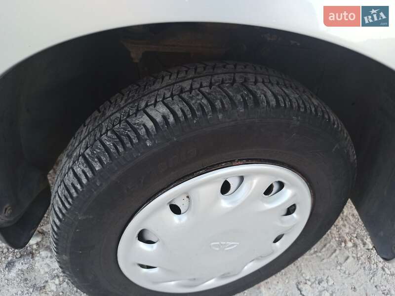 Седан Daewoo Sens 2003 в Каменском