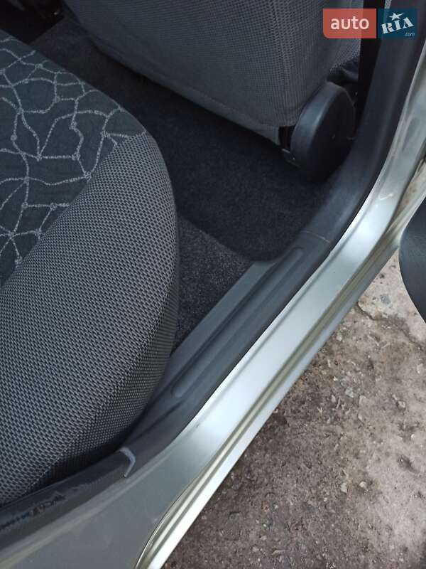Седан Daewoo Sens 2003 в Каменском