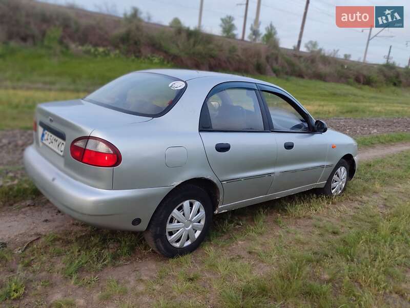 Седан Daewoo Sens 2005 в Смеле
