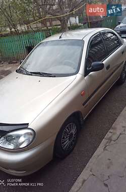Седан Daewoo Sens 2004 в Черновцах