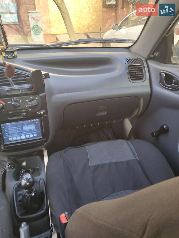 Седан Daewoo Sens 2006 в Миколаєві