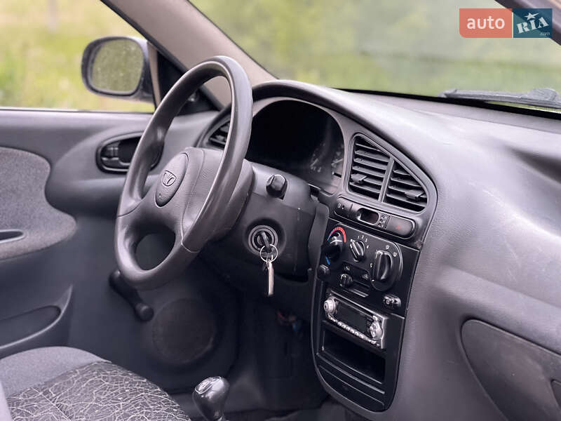 Седан Daewoo Sens 2004 в Збараже
