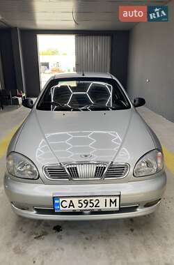 Седан Daewoo Sens 2004 в Каневі