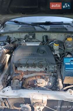Седан Daewoo Sens 2004 в Харькове