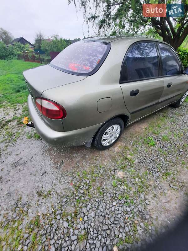 Седан Daewoo Sens 2005 в Городке