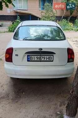 Седан Daewoo Sens 2010 в 