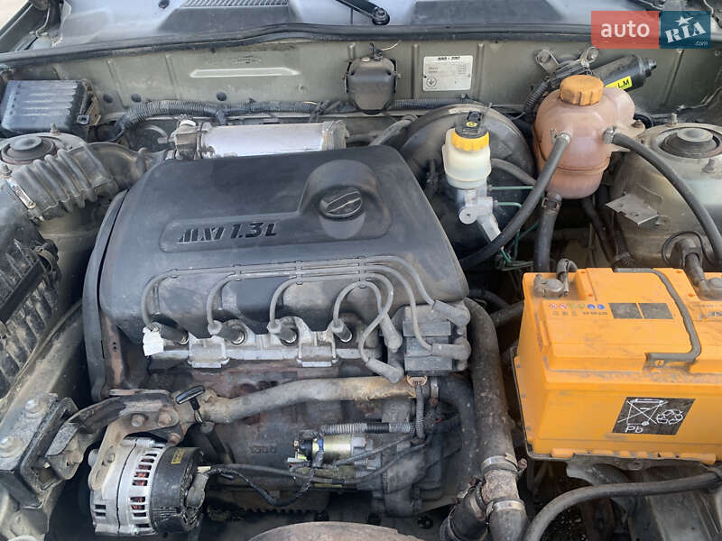 Седан Daewoo Sens 2005 в Дрогобыче