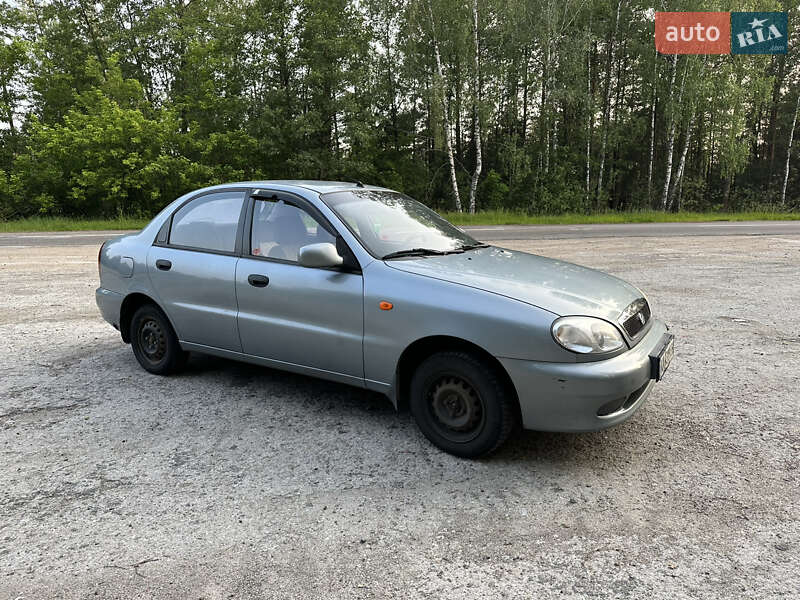 Седан Daewoo Sens 2012 в Іванкові