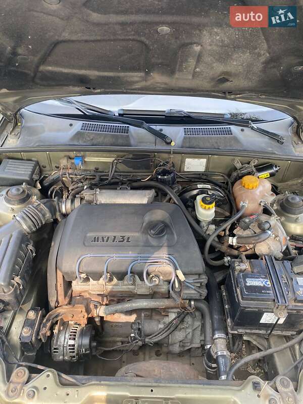 Седан Daewoo Sens 2005 в Дніпрі