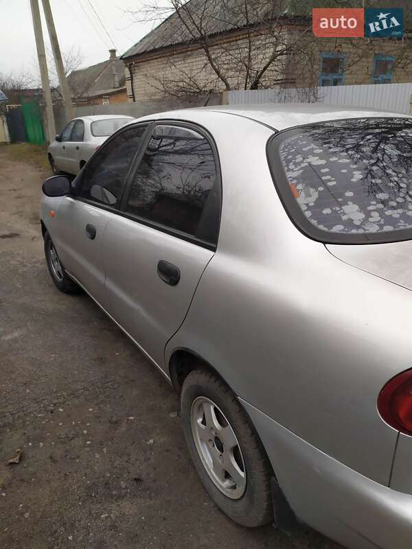 Седан Daewoo Sens 2004 в Днепре