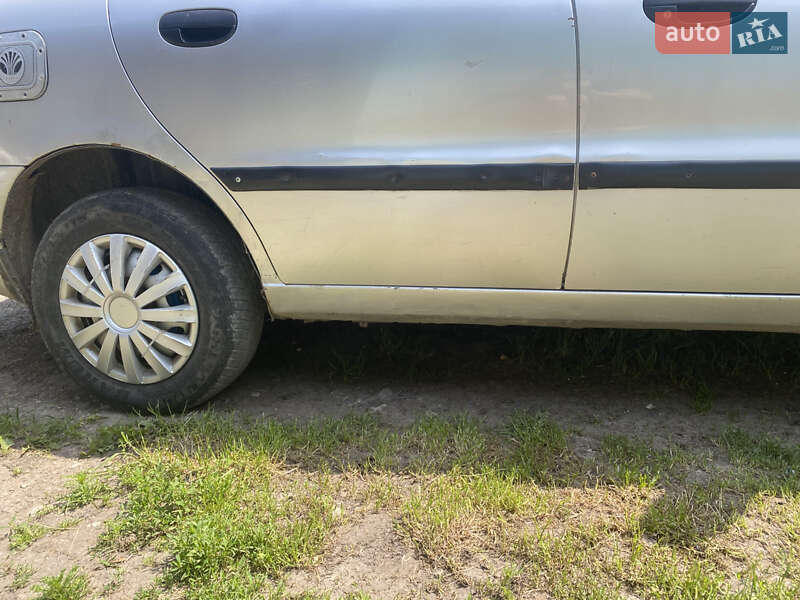 Седан Daewoo Sens 2004 в Тернополе