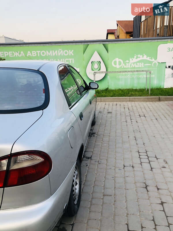Седан Daewoo Sens 2003 в Ивано-Франковске
