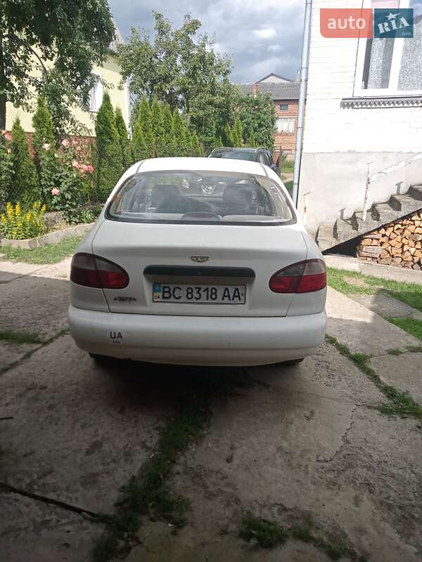 Седан Daewoo Sens 2004 в Сокале