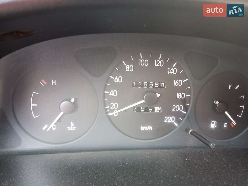Седан Daewoo Sens 2004 в Сокале