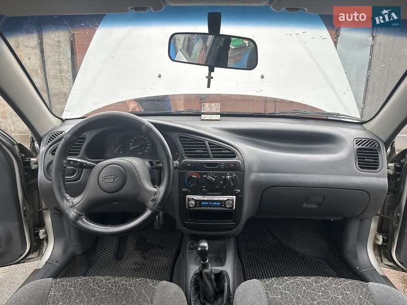 Седан Daewoo Sens 2004 в Киеве